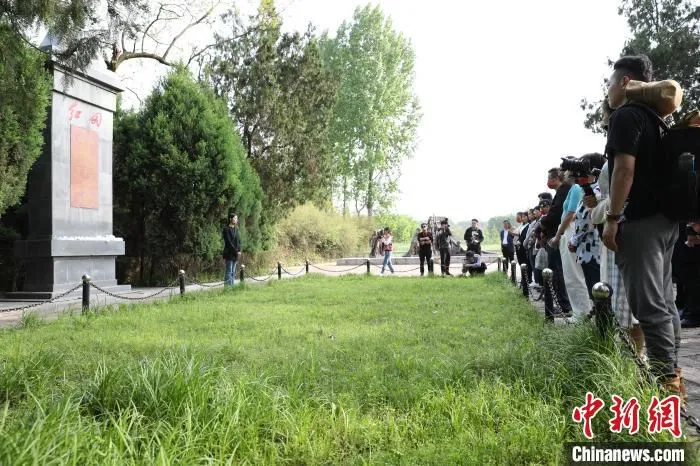 图为河南新县箭厂河乡红色旅游景点“红田”。　阚力 摄