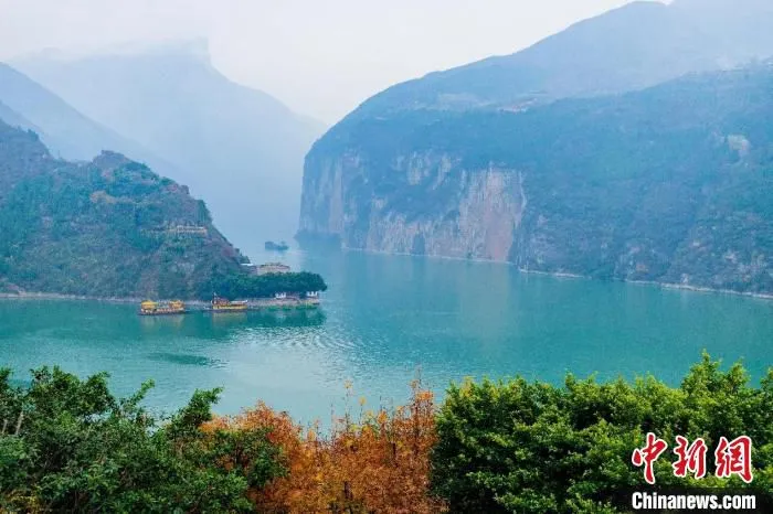 图为三峡夔门。　黄维正 摄