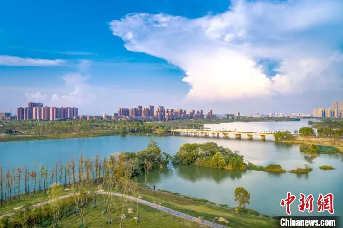 图为，风景秀丽的东西湖区 东西湖区供图