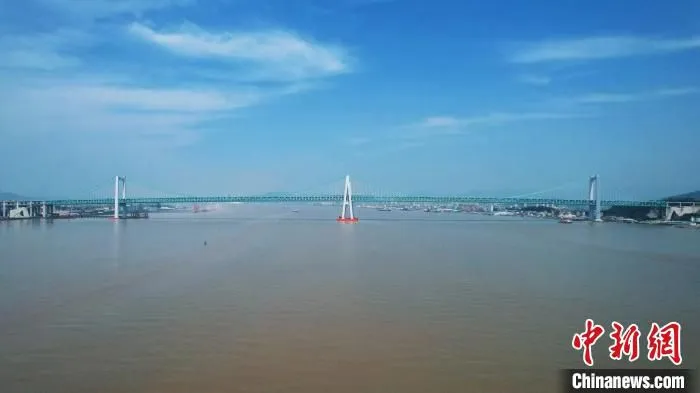 温州瓯江北口大桥。　温州宣传部 提供