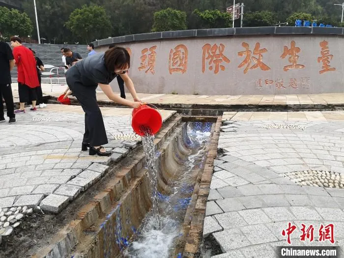 洞头国际放生台增殖放流现场 范宇斌 摄