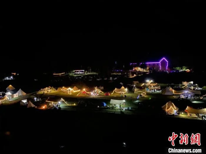 露营成为夏阳村乡村旅游的新业态 吴建勋 摄