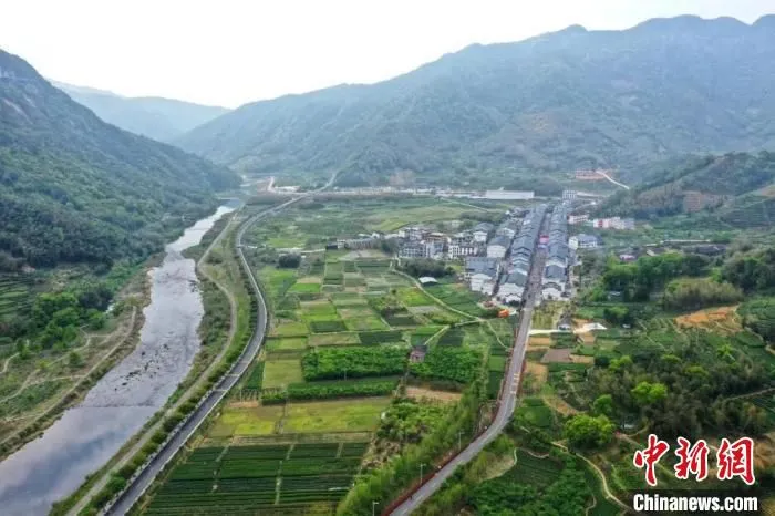 航拍赤溪村。　福鼎市融媒体中心 供图