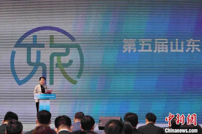 山东省文化和旅游厅厅长王磊在启动仪式上致辞。　赵晓 摄