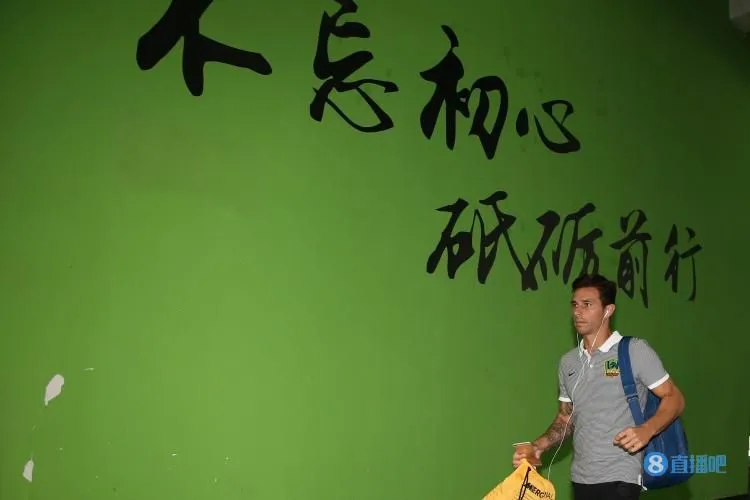 鲁本-卡斯特罗以285球，成为西甲西乙合计进球最多的西班牙球员