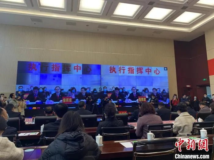 “山西法院执行案款集中发放日活动”启动。　刘小红摄 
