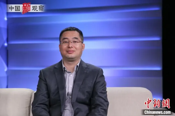邹琳华 经济学博士，纬房指数创始人，长期从事住房市场监测及政策研 究。中国社会科学院财经战略研究院住房大数据项目组组长， 中国社会科学院竞争力模拟实验室副主任。美国纽约市立大学 巴鲁克学院访问学者 (2011—2012)。世界华人不动产学会理 事。主持中国社会科学院国情调研重大项目、国家自然科学基金项目等多项重要研究。