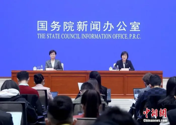 3月15日，中国国务院新闻办公室在北京举行新闻发布会，介绍2021年1-2月份国民经济运行情况。
中新社记者 张宇 摄
