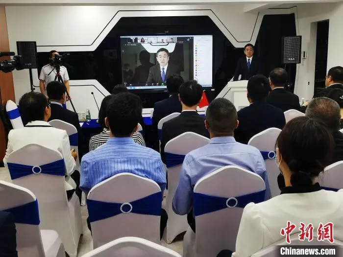 6月14日，2021哈尔滨-韩国科创新增长动力产业专场投资路演在哈尔滨市举行。　姜辉 摄