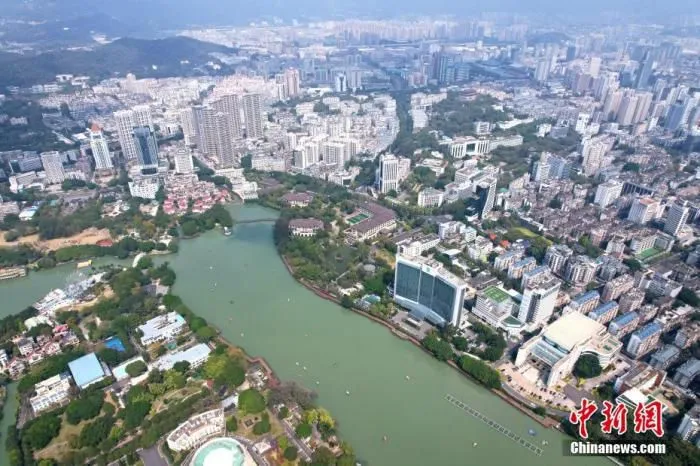 图为航拍福建省福州市城区。(无人机照片) 中新社记者 王东明 摄