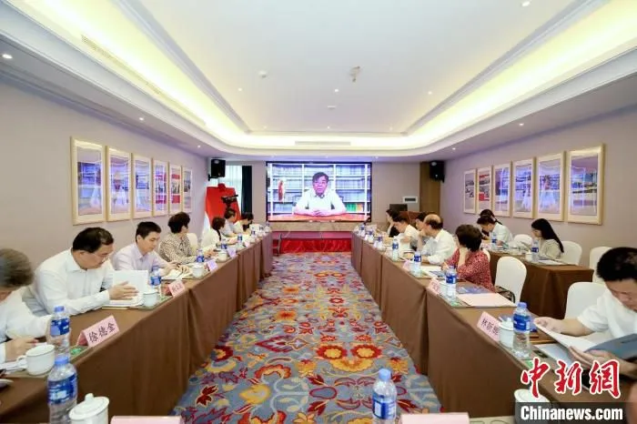 图为《闽商蓝皮书·闽商发展报告(2022)》发布会现场。　福州大学闽商文化研究院 供图