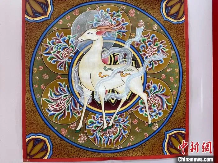 甘肃的唐卡画《九色鹿》 李秋莹 摄