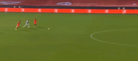 荷兰2-0，德佩