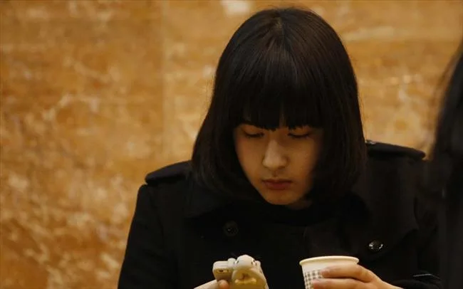 阿的江女儿阿迪娜长大成人：萌娃变清纯女神