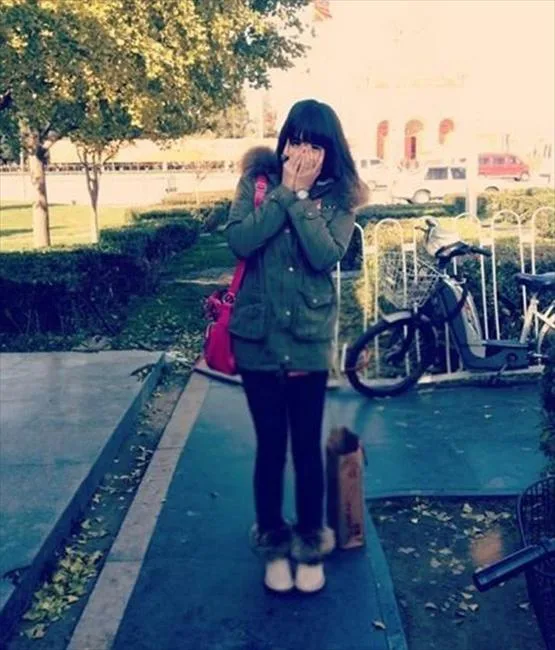 阿的江女儿阿迪娜长大成人：萌娃变清纯女神