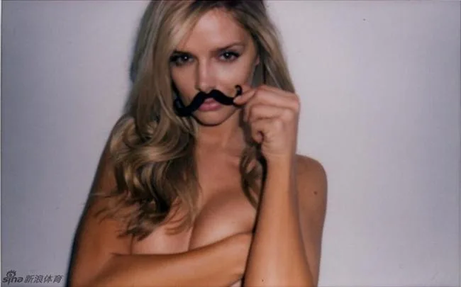 拉奥尼奇超模女友Danielle Knudson火辣写真