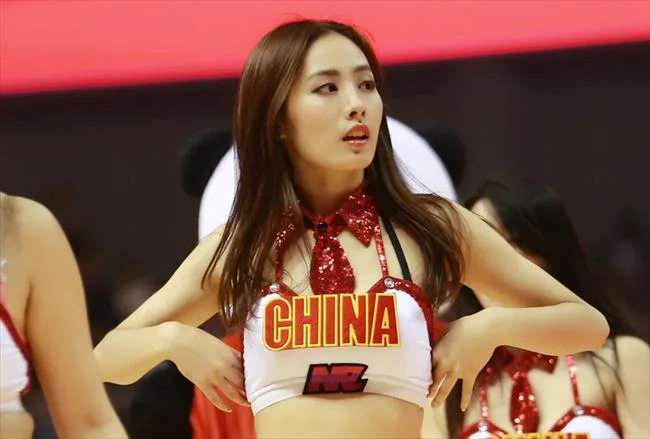 NBL没CBA好看? 湖南男篮啦啦队MZ正到没朋友！