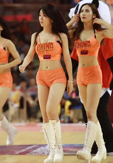 NBL没CBA好看? 湖南男篮啦啦队MZ正到没朋友！