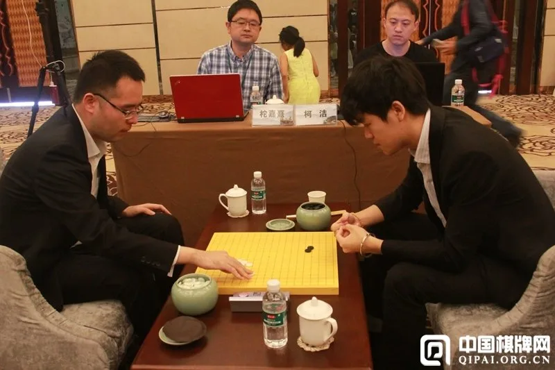 烂柯杯柯洁胜柁嘉熹 将与芈昱廷争夺50万大奖