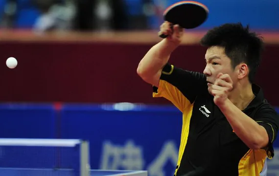 乒超马龙2分率山东三连胜 樊振东3-0横扫许昕