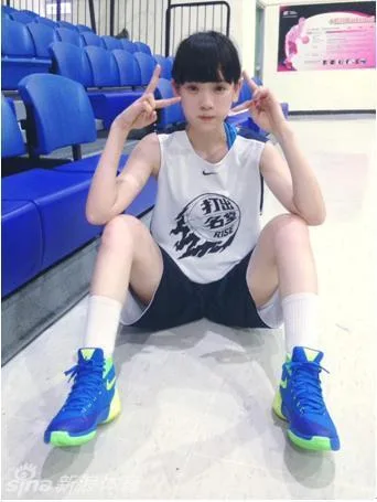 台湾篮球妹纸王宇君走红 甜美可爱清纯到令人想犯规
