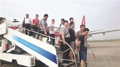 逃到马来西亚开设网站搞非法彩票