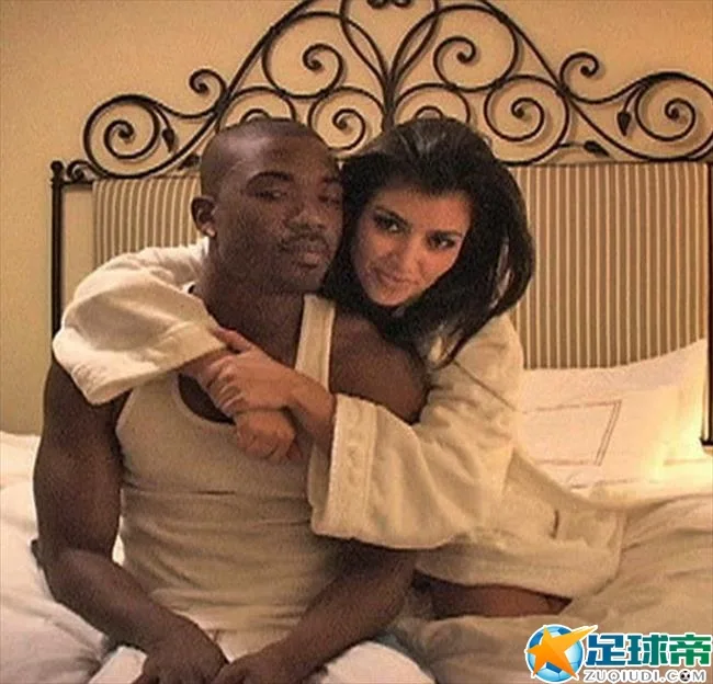 盘点卷入艳照门的NBA女神：3P+梯震+性爱录像！