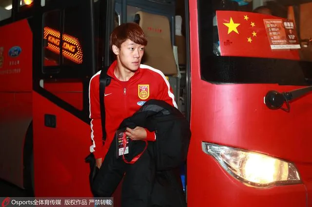 业内人士:国奥踢中甲不合规矩 看中超恐收费