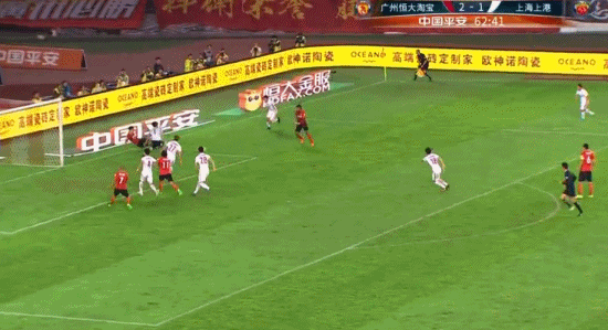 恒大3-2终结上港6连胜 于汉超传射高拉特绝杀