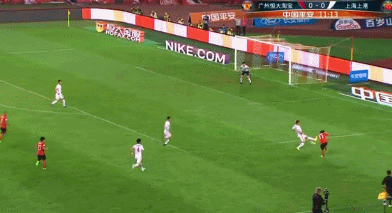 恒大3-2终结上港6连胜 于汉超传射高拉特绝杀