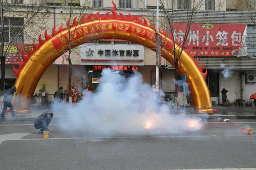 6年体彩店爆出372万足彩大奖 彩友沾喜气投注