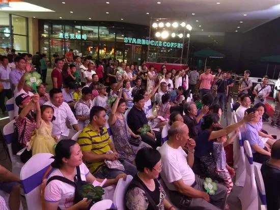 广西买福彩刮刮乐赢宝马抽奖 一人中汽车+5万