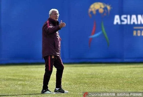 名记怼里皮:钻U23新政空子?谁执教恒大耍心眼