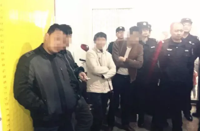 克隆彩票惊现街头 嫌疑人仿造官方票卖数十万