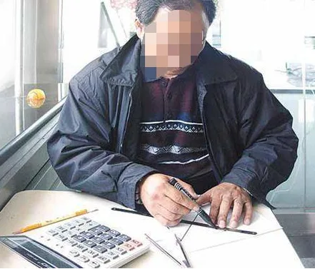 辉哥说彩:计算概率中奖 百万真相让人很无语