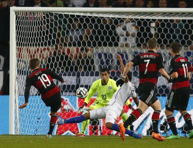 9场39球!战车酷爱血拼 FIFA预测德国提前晋级