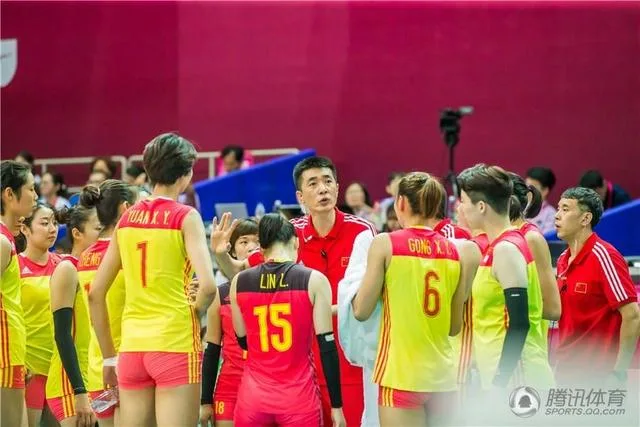 女排大奖赛中国五局逆转俄罗斯 塞国零封巴西