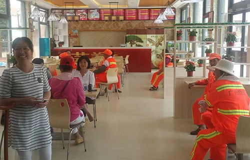 彩票站变身医护急救服务站 这样的彩站你见过吗?
