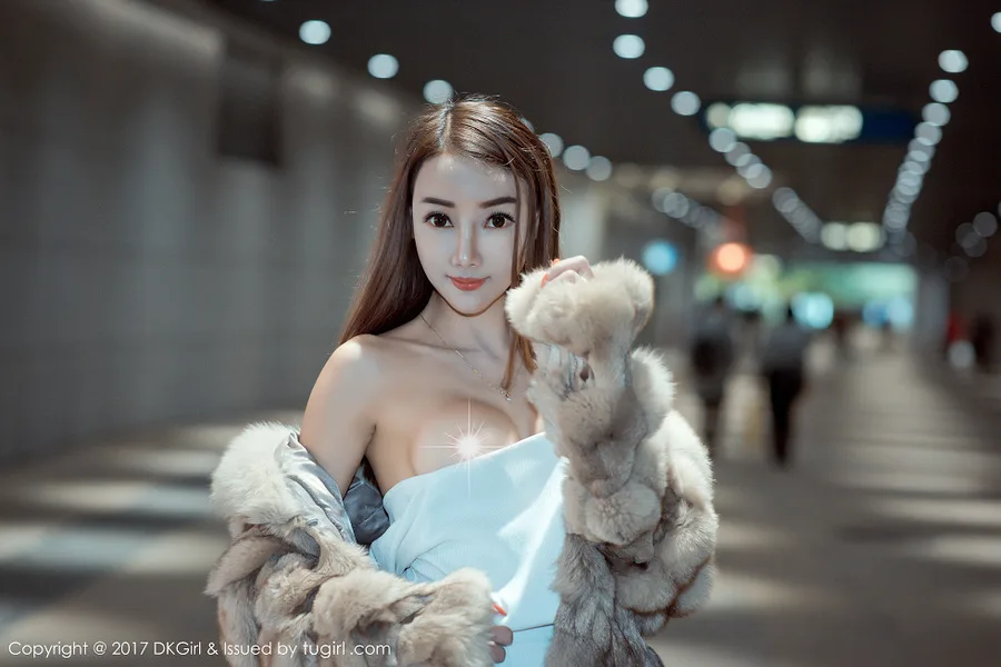 [DKGirl御女郎]Vol.030_嫩模婕西儿jessie羊城旅拍高挑身材性感内衣秀豪乳写真54P