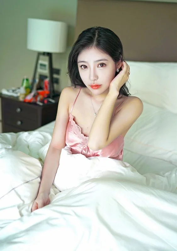 施忆佳