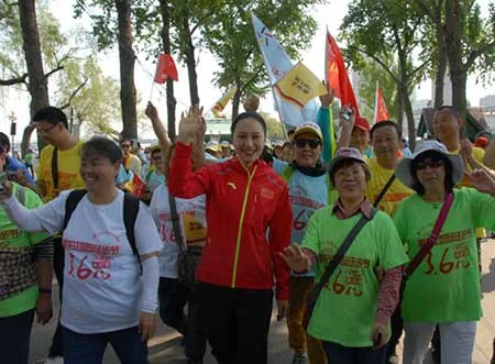 体彩代言人抢镜冬奥会:旗手为公益形象大使