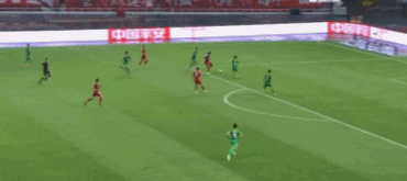 中超-胡尔克伤退朴成巴坎布救主 国安2-1逆转上港