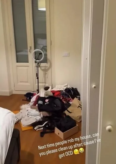 世界上最性感的足球运动员Alisha Lehmann遭遇恐怖入室盗窃，抽屉被翻。