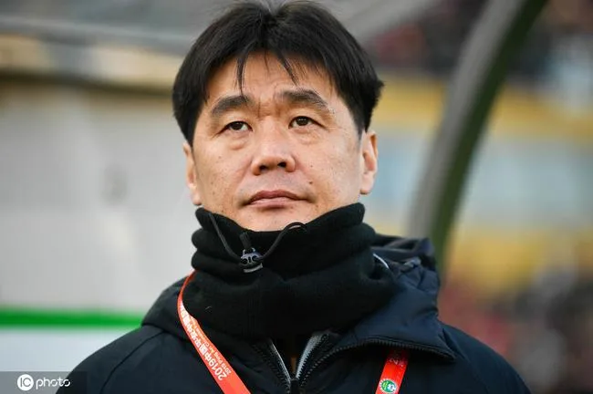 李霄鹏