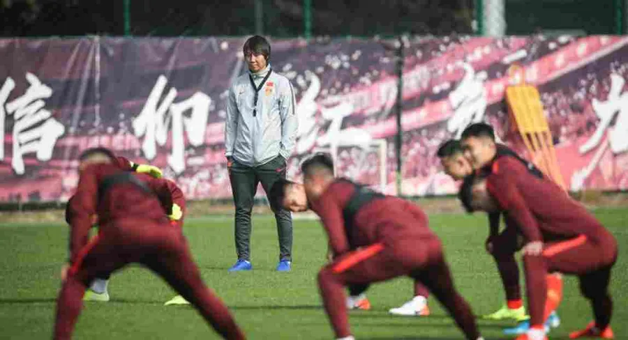 国足压力给到李铁