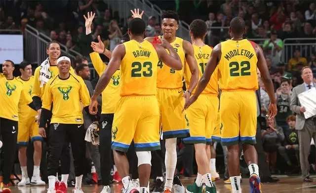 雄鹿前方总结:联盟第一要感谢他 字母哥不在乎MVP