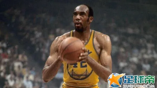 NBA退役球衣有啥门槛 勇士会全部封存“死亡五小”战袍吗?