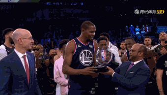 一文回顾2019年NBA全明星 除了詹韦连线我们还记住了什么