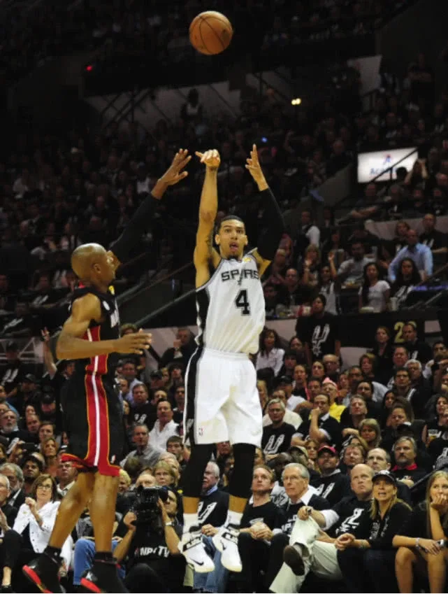 NBA总决赛G3发生了啥?詹皇单核带队有多难 库里体会到了