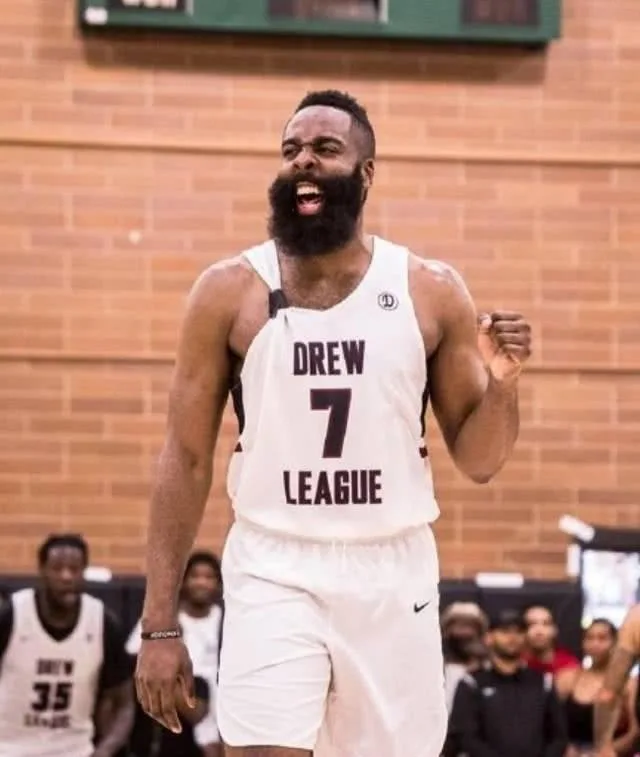 NBA球星闪耀德鲁联赛 特雷-杨30＋准三双哈雷尔46分